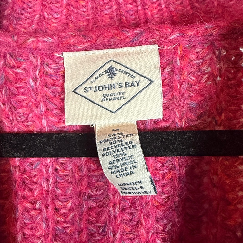 St. John's Bay Pink Women's Sweater - Picture 4 of 4